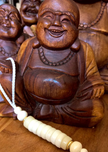 Mani Japmala laughing bouddha